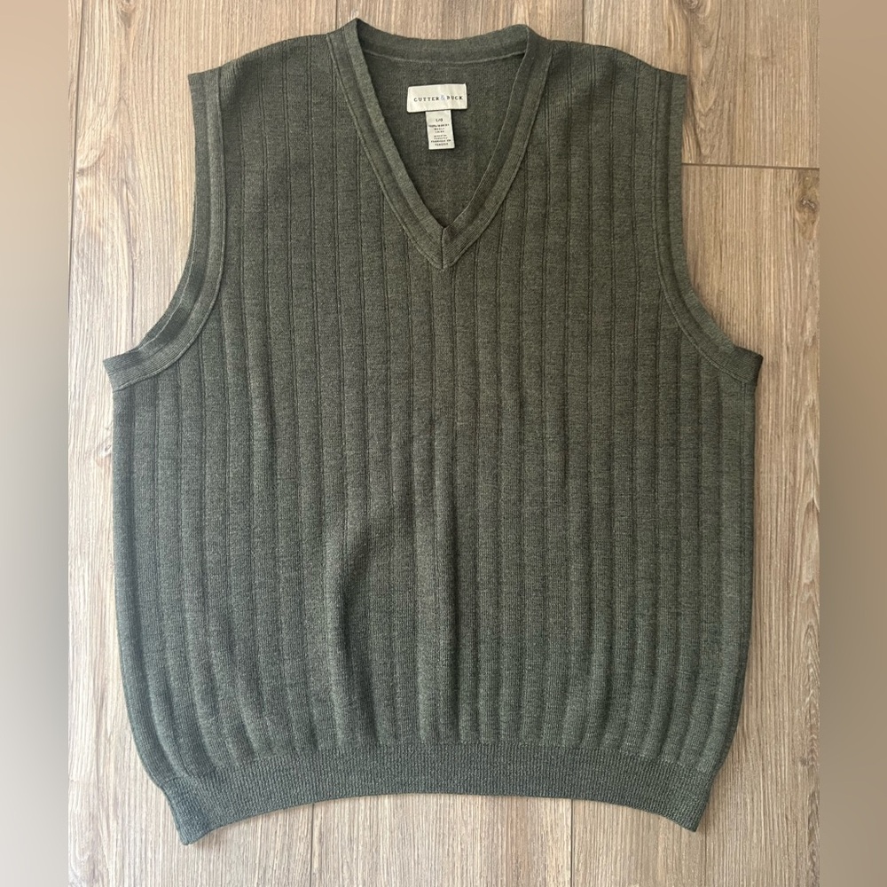 100% Merino Wool Cutter & Buck Green Sweater Vest Size Large